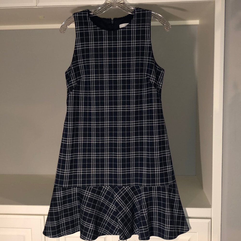 1901 Sleeveless dress